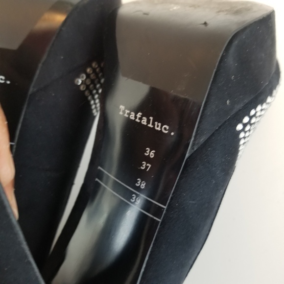 SOLD 💫 Zara Trafaluc Black Suede Heels 8.5 - Picture 5 of 8